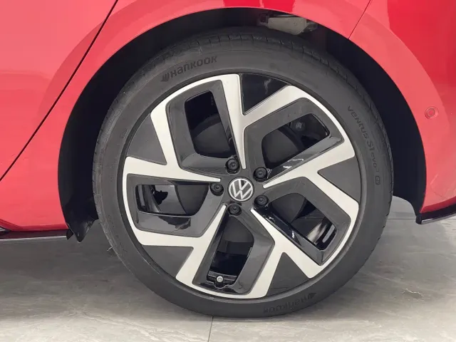 Volkswagen ID.3 — Фото автомобиля 19