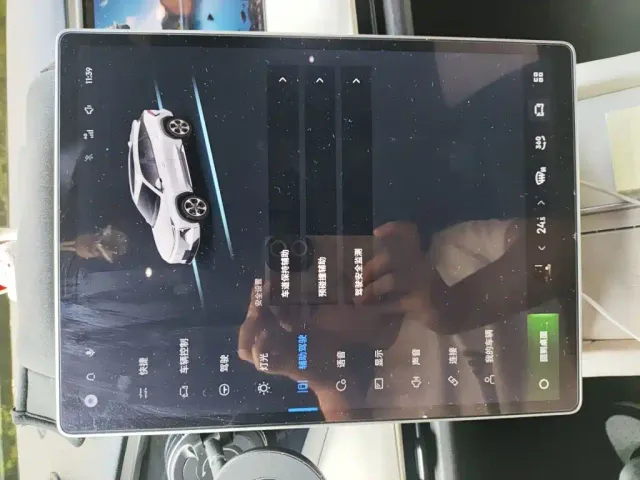 Geely Galaxy L7 — Фото автомобиля 20