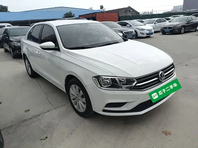 Volkswagen Bora — Фото автомобиля 3