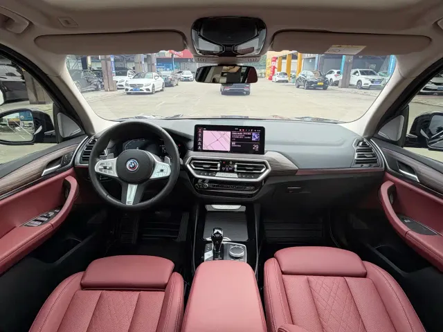 BMW X3 — Фото автомобиля 10