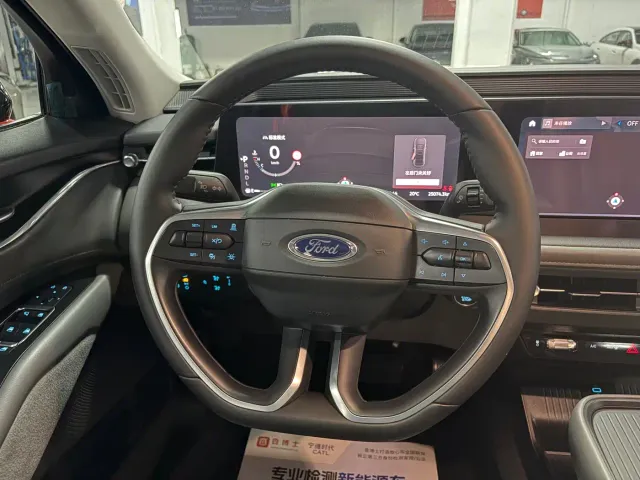 Ford Mondeo — Фото автомобиля 8