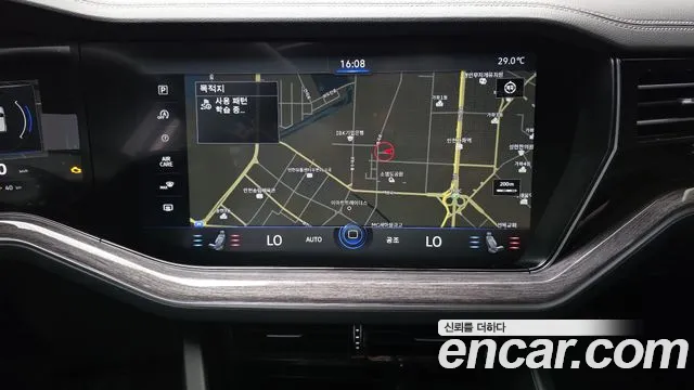 Volkswagen Touareg Touareg 3 поколение 3.0 TDI Premium — Фото автомобиля 14