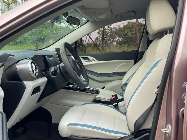BYD Yuan Pro — Фото автомобиля 4