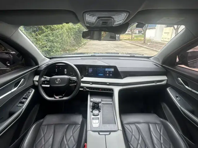 Changan CS75 Plus — Фото автомобиля 17