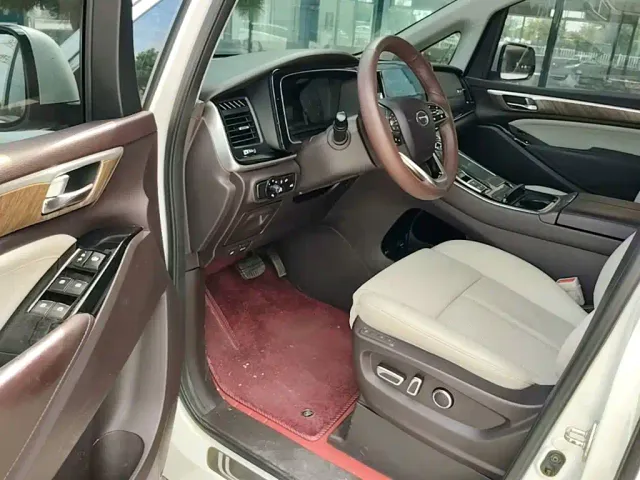 GAC Trumpchi M8 — Фото автомобиля 15