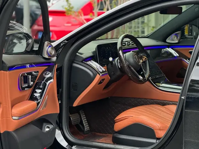 Mercedes-Benz S-Class — Фото автомобиля 6