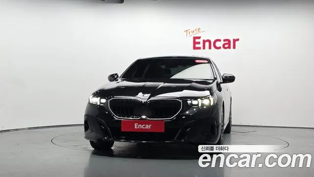 BMW 5-Series 5 серия (G60) 530i xDrive M Sport Pro Special Edition — Фото автомобиля 2