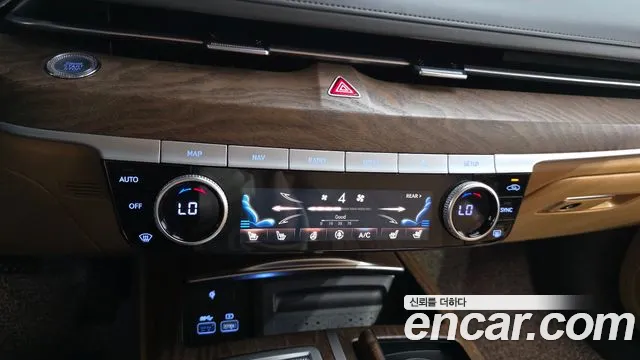 Genesis G80 Бензин 2.5 турбо AWD — Фото автомобиля 15