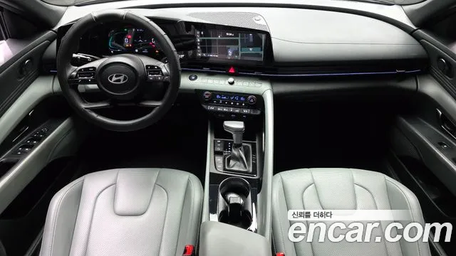 Hyundai Avante CN7 — Фото автомобиля 10