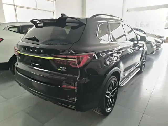 Roewe RX5 — Фото автомобиля 6