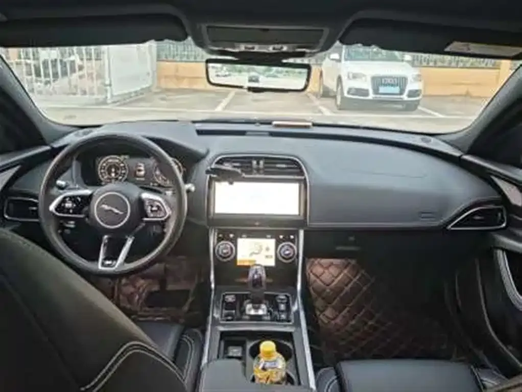 Jaguar Jaguar XEL 2022 2.0T 250PS R-DYNAMIC S Progressive Sport Edition — Фото автомобиля 6