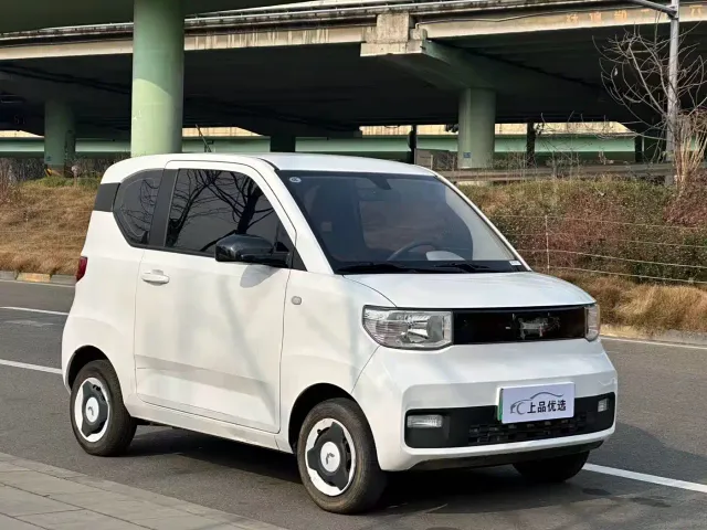 Wuling Hongguang Mini EV — Фото автомобиля 3