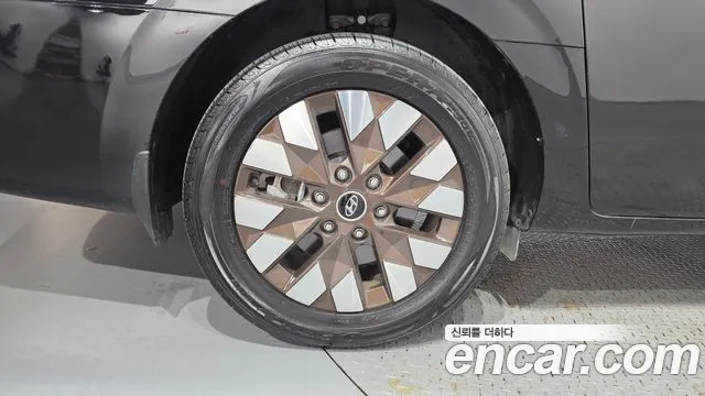 Hyundai Staria — Фото автомобиля 5