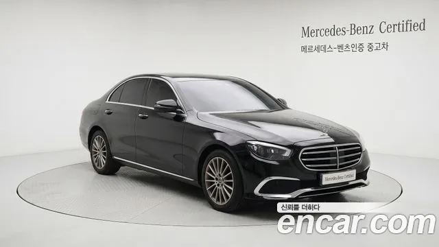 Фотография автомобиля — Mercedes-Benz E-Class W213