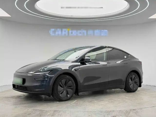 Фотография автомобиля — Tesla Model Y