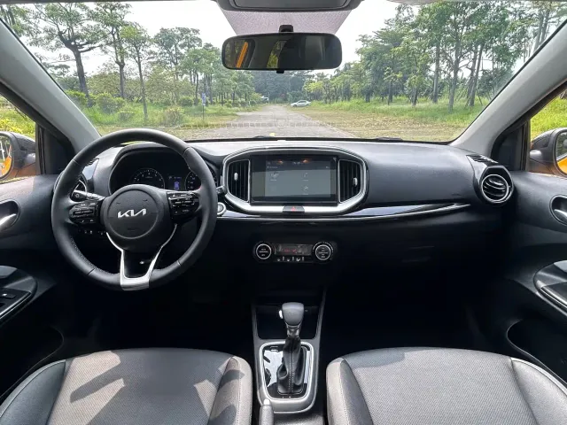 Kia KX1 — Фото автомобиля 10