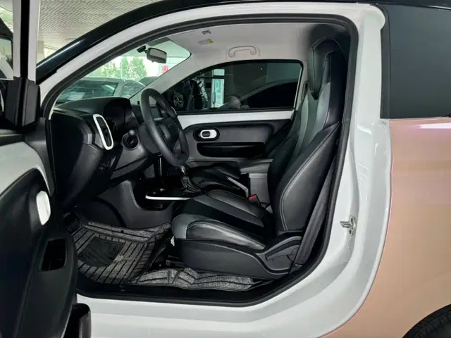 Roewe Clever — Фото автомобиля 6