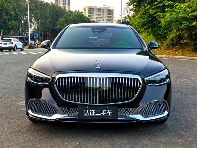 Mercedes-Benz S-Class — Фото автомобиля 2