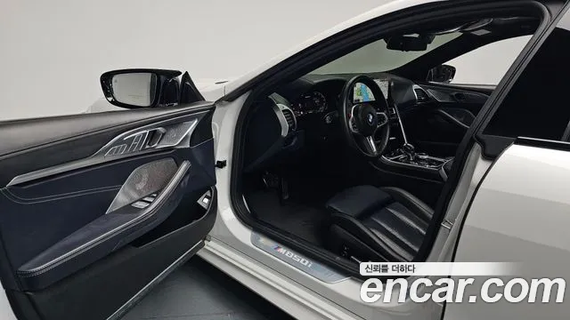 BMW 8 Series G15 — Фото автомобиля 9
