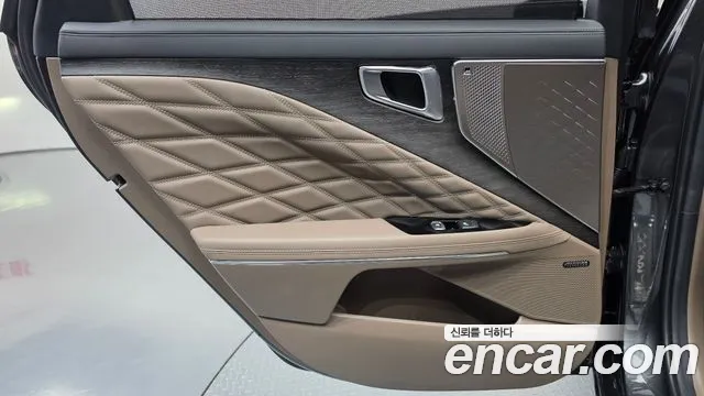 Kia K8 Hybrid — Фото автомобиля 14