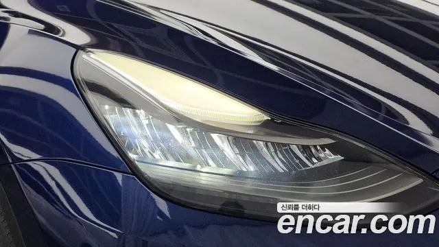 Tesla Model Y — Фото автомобиля 7
