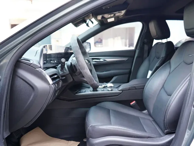 Cadillac CT5 — Фото автомобиля 4