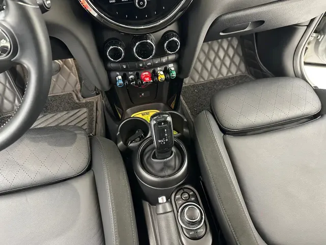 MINI Hatch — Фото автомобиля 18