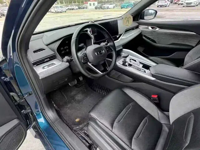 Geely Xingrui — Фото автомобиля 4