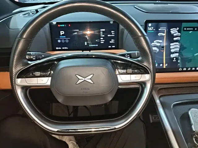 Xpeng G9 — Фото автомобиля 10