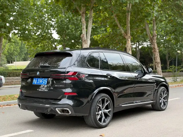 BMW X5 — Фото автомобиля 9