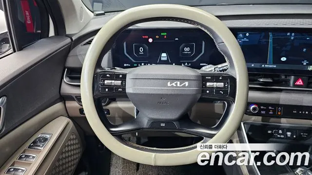Kia Carnival Generation 4 — Фото автомобиля 13