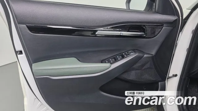 Kia Seltos New — Фото автомобиля 13