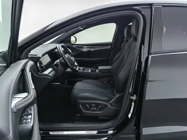 BYD Sealion 07 EV — Фото автомобиля 10