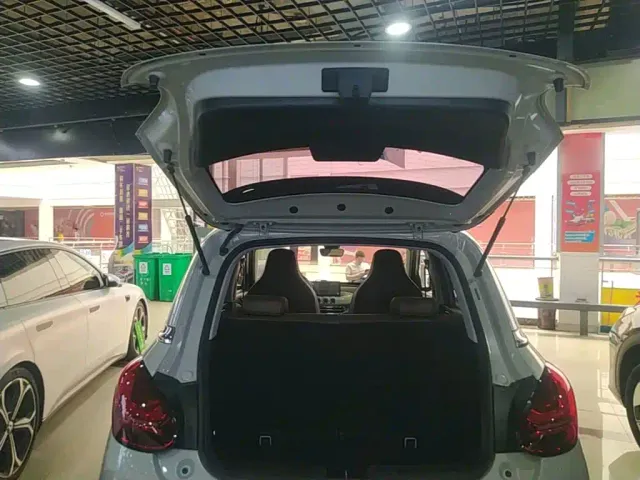Wuling Bingo — Фото автомобиля 18
