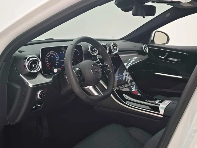 Mercedes-Benz C-Class — Фото автомобиля 13