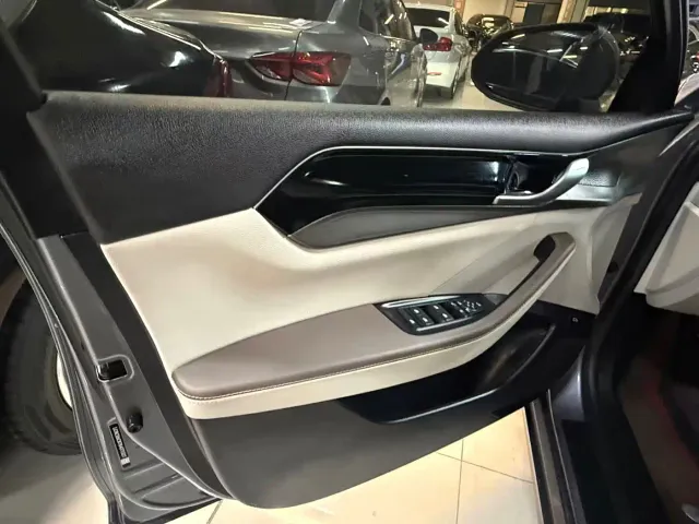 BYD Qin PLUS — Фото автомобиля 4