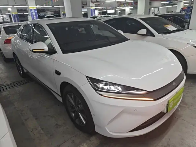 BYD Qin L — Фото автомобиля 3