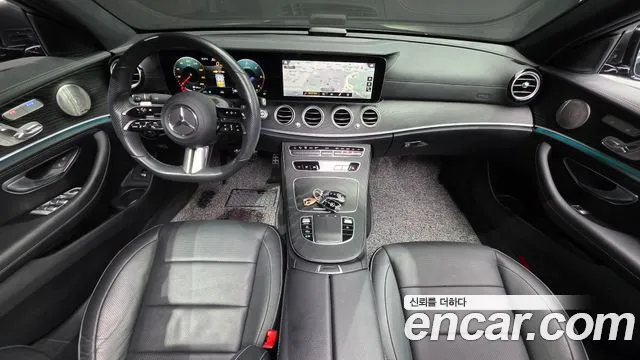 Mercedes-Benz E-Class — Фото автомобиля 10