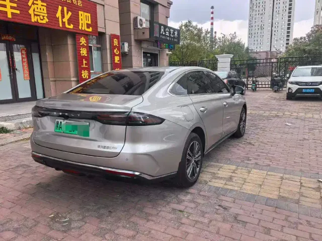 Geely Galaxy Stellar 6 — Фото автомобиля 9