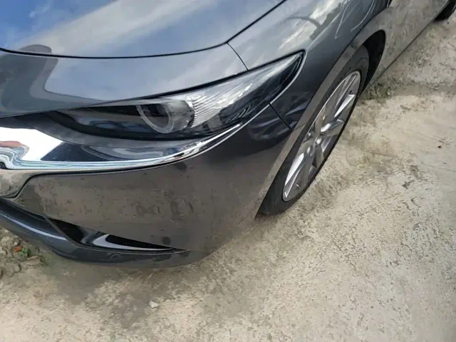Mazda Axela — Фото автомобиля 23