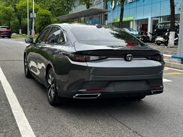 Changan Lamore — Фото автомобиля 24