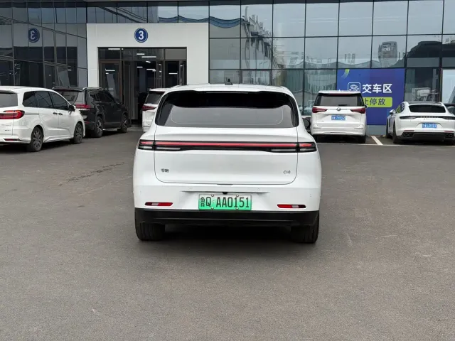 Leapmotor C10 — Фото автомобиля 9