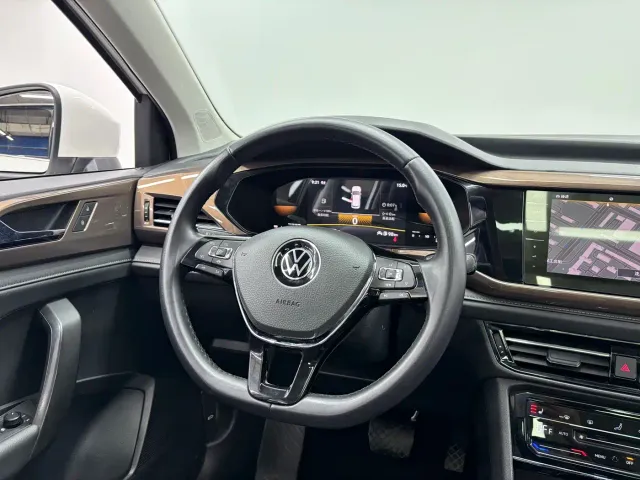 Volkswagen Tharu — Фото автомобиля 12