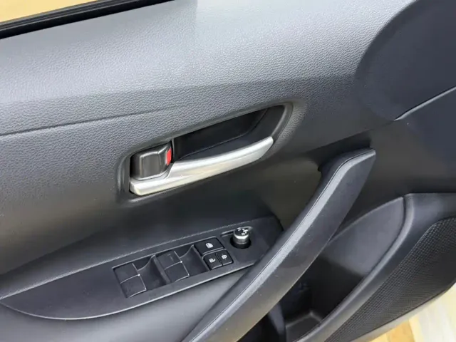Toyota Corolla — Фото автомобиля 10