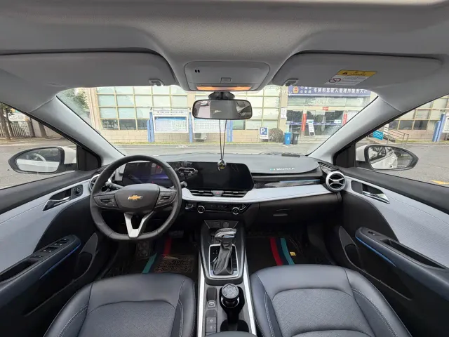 Chevrolet Monza — Фото автомобиля 5