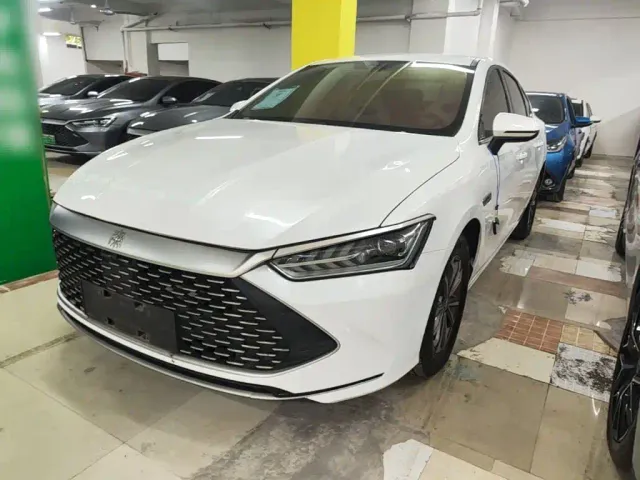 Фотография автомобиля — BYD Qin PLUS