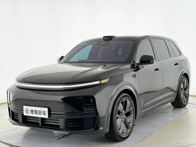 Li Auto L7 — Фото автомобиля 3