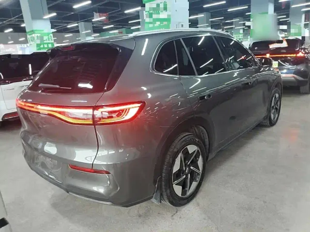 Geely Galaxy E5 — Фото автомобиля 6