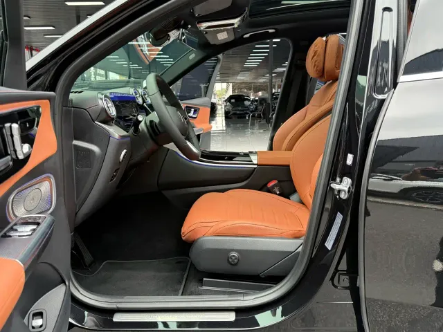 Mercedes-Benz Mercedes-Benz GLC 2024 GLC 260 L 4MATIC Dynamic 5-seater — Фото автомобиля 8