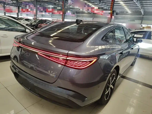BYD Seal 07 DM-i — Фото автомобиля 6